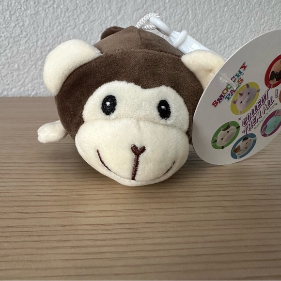 NWT Monkey 🐵 Clip Smoochy Pals - Picture 1 of 2